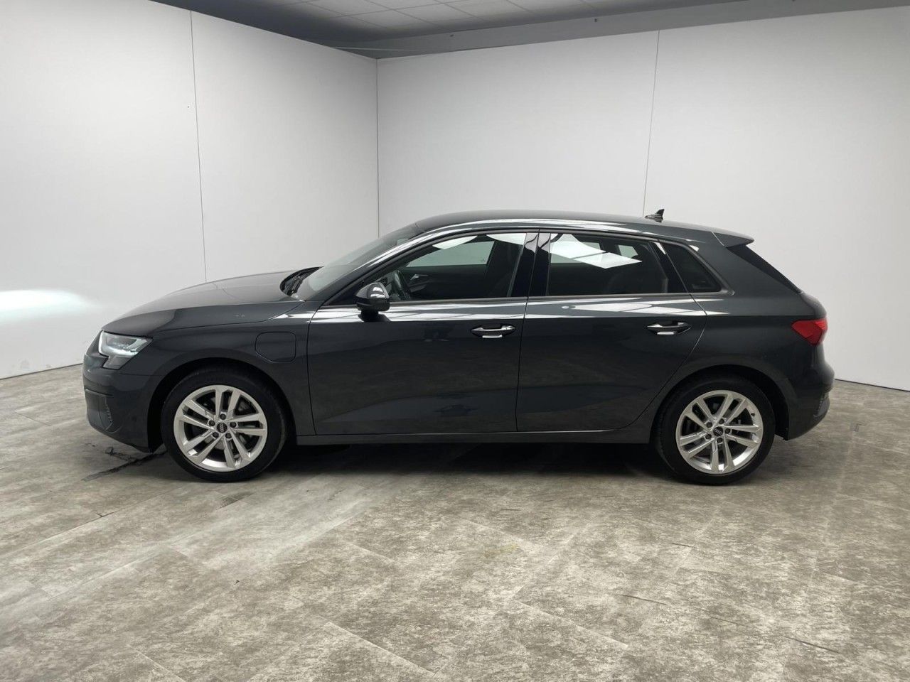 Audi A3 Sportback 40 TFSI e-tron Klima Einparkhilfe