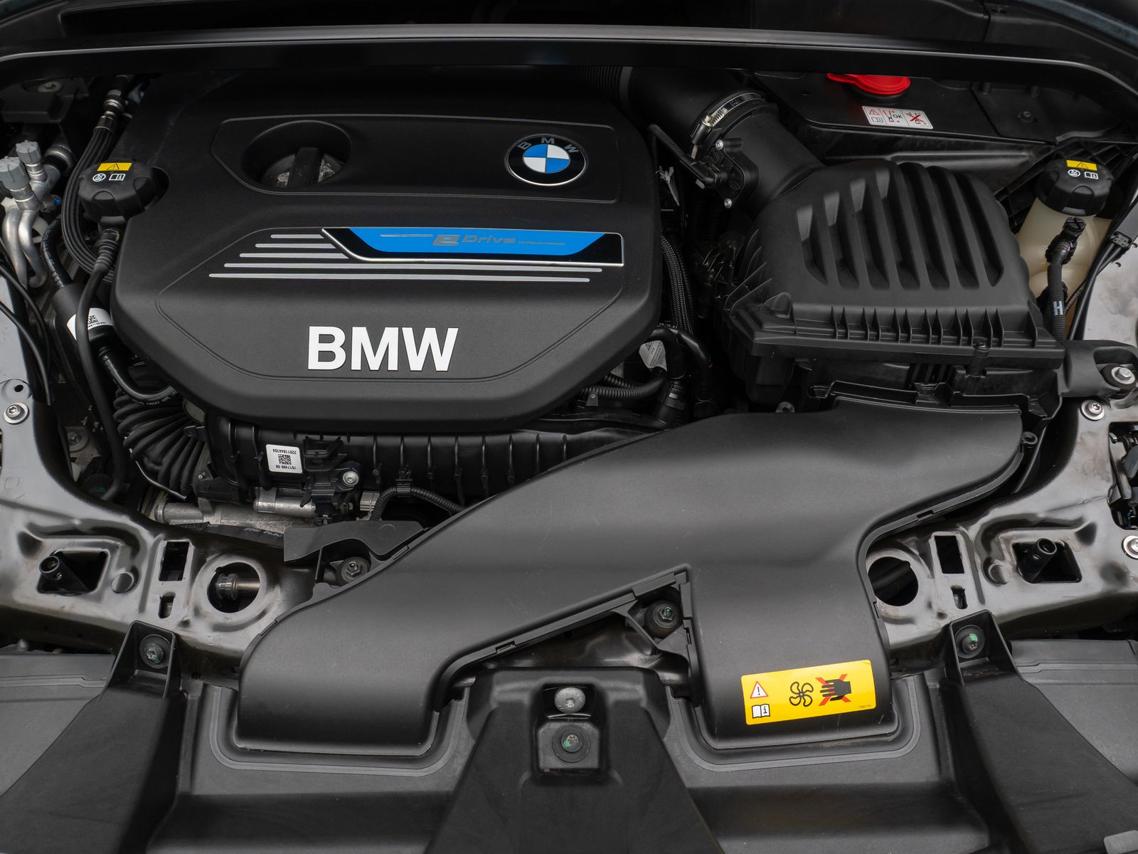 BMW X1 xD25e - Samsaru's Car Outlet