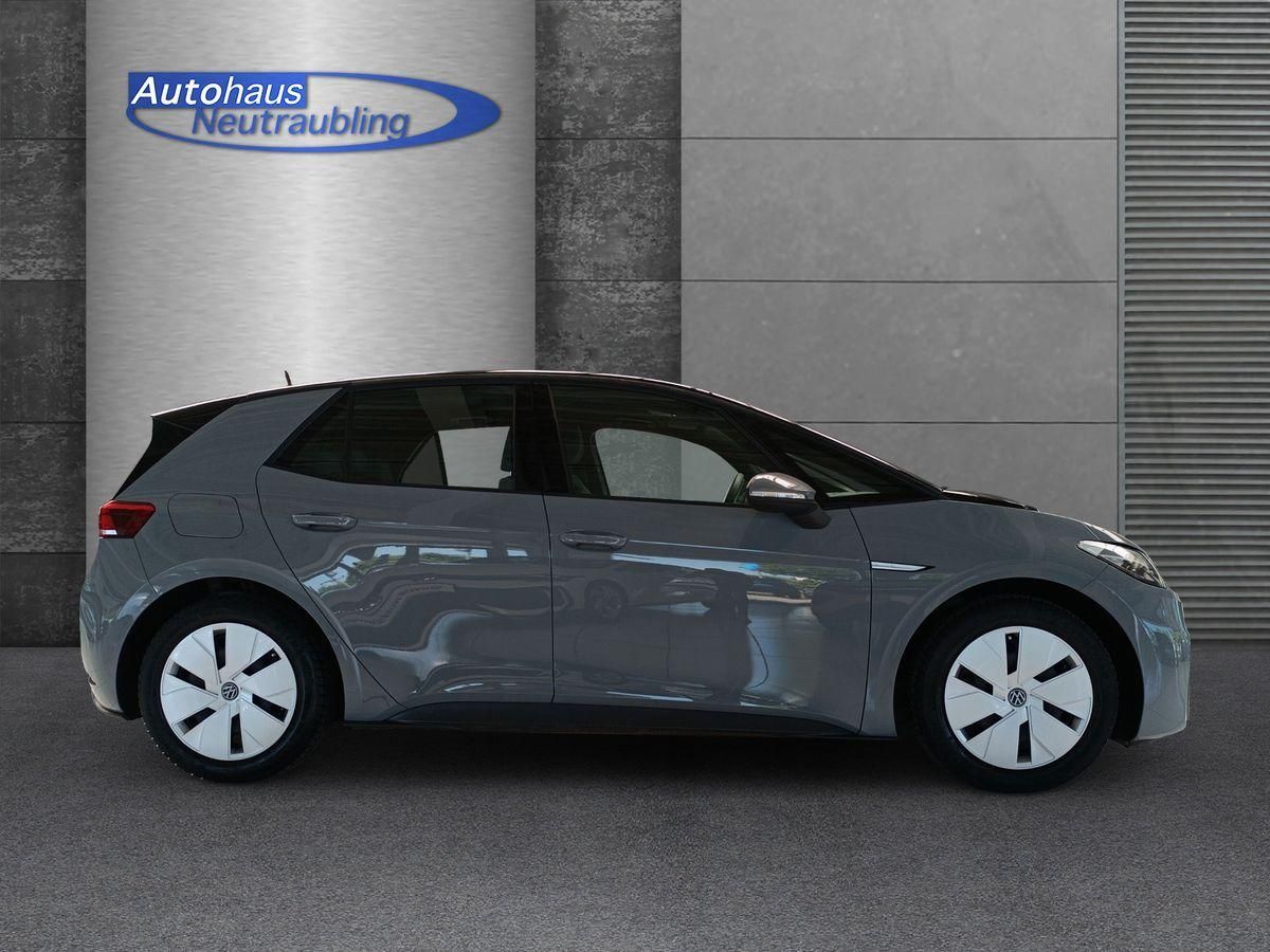 Volkswagen ID.3 45 KWh Pure Performance - Samsaru's Car Outlet