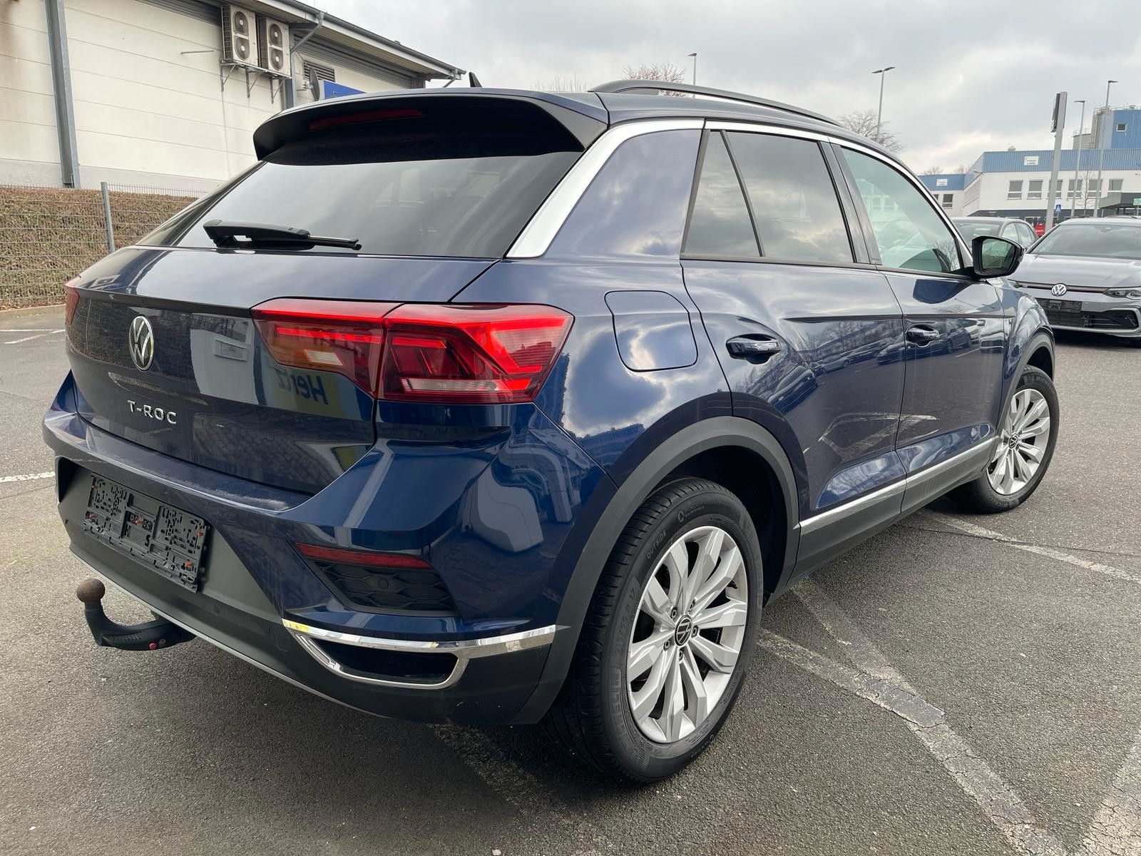 Volkswagen T-Roc Sport 1.5 TSI - Samsaru's Car Outlet