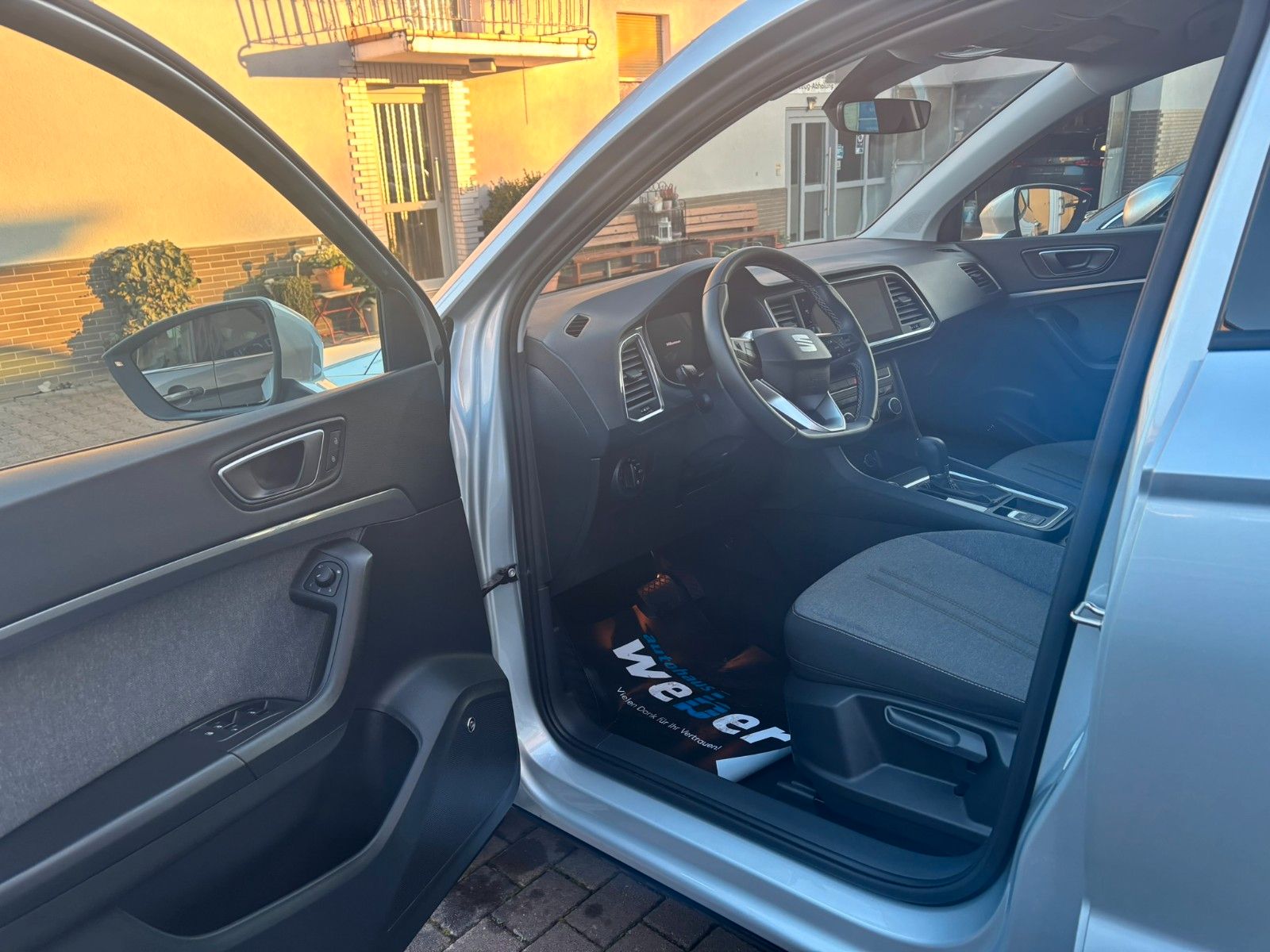 Seat Ateca Style*DSG*KAM*AHK*NAV*BEATS*CARPLAY*LED