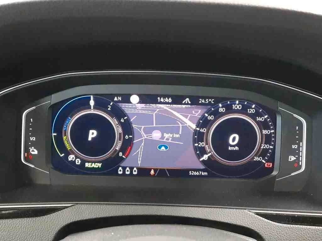 Volkswagen Passat GTE R-LINE - Samsaru's Car Outlet