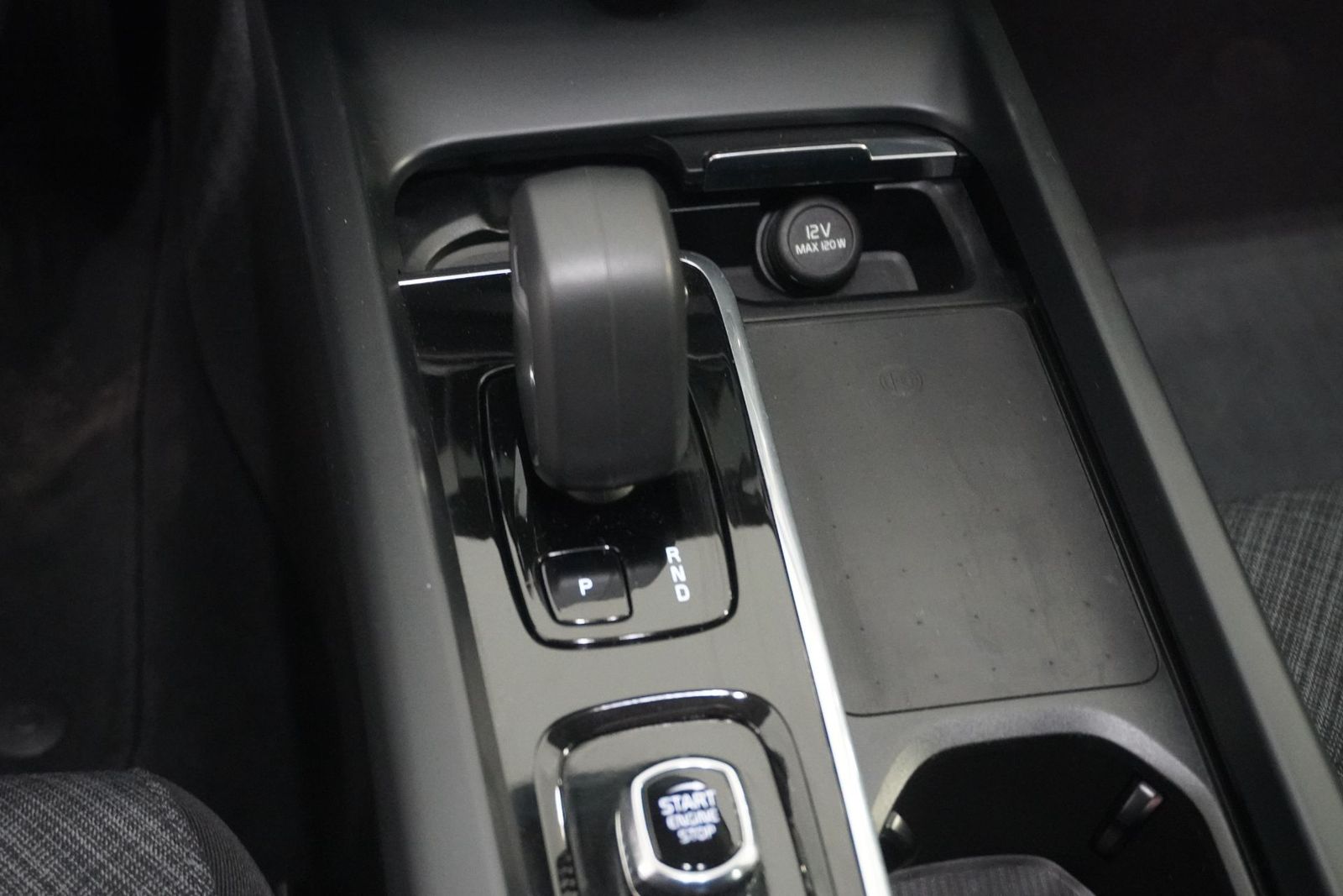 Volvo S60 B4 7DCT CORE Kamera/LED