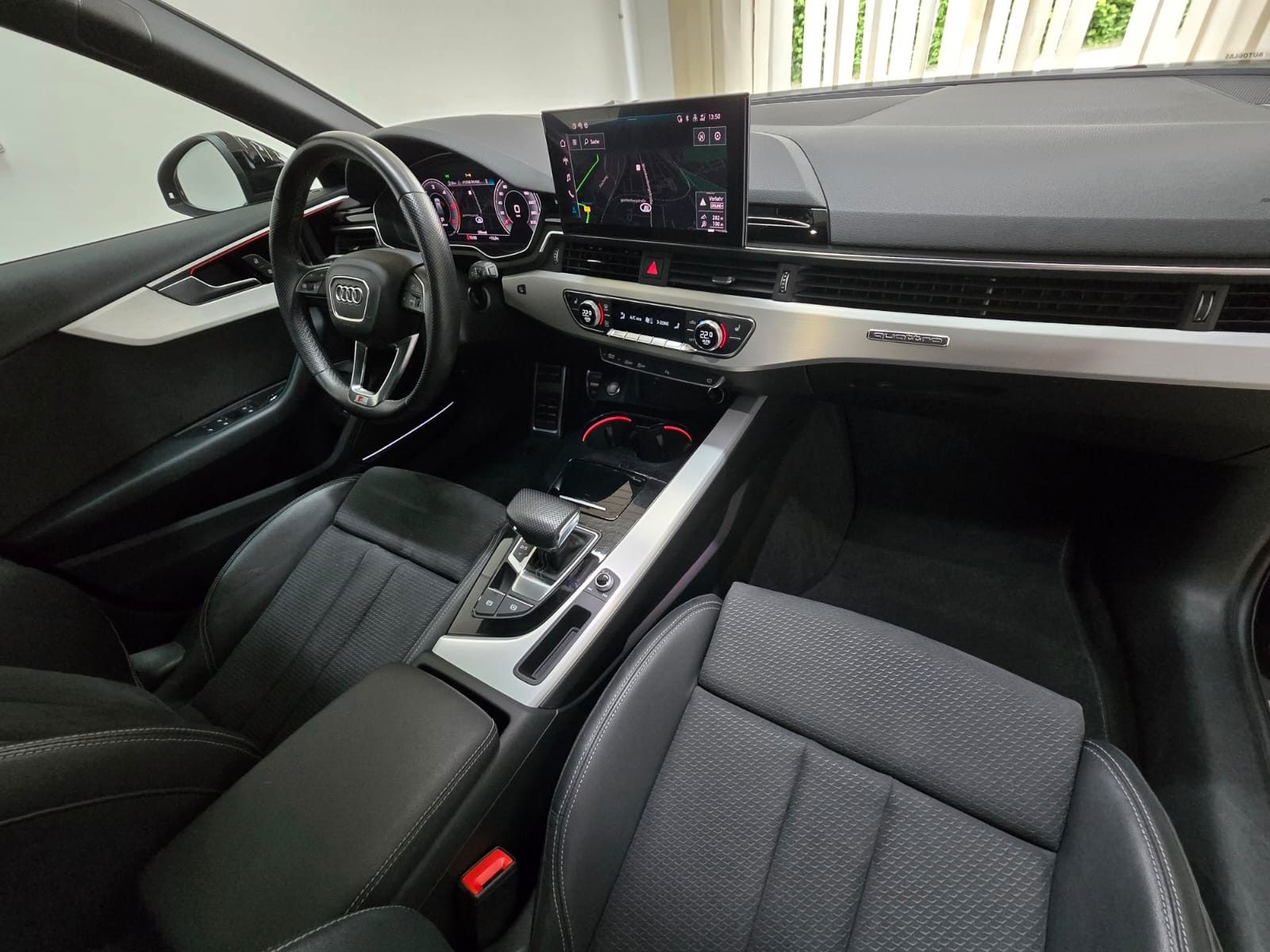 Audi A4 Avant 40 TDI qu. S Line Matrix Panorama B&O
