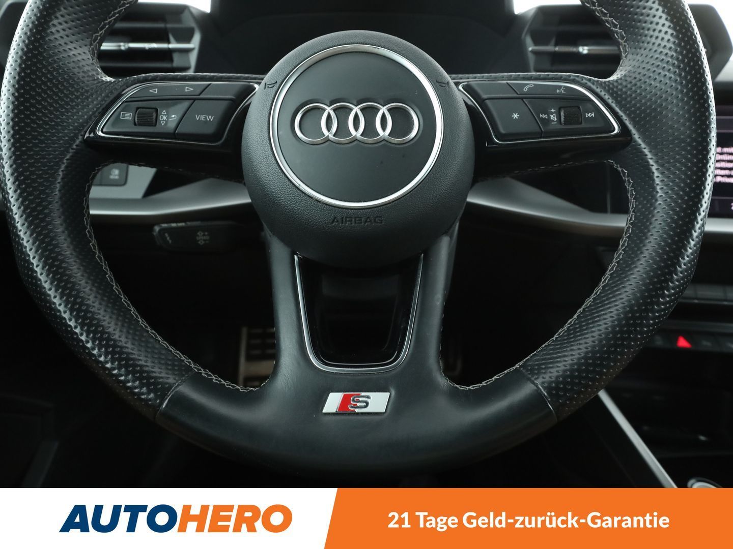 Audi A3 Limousine 35 TFSI S line - Samsaru's Car Outlet
