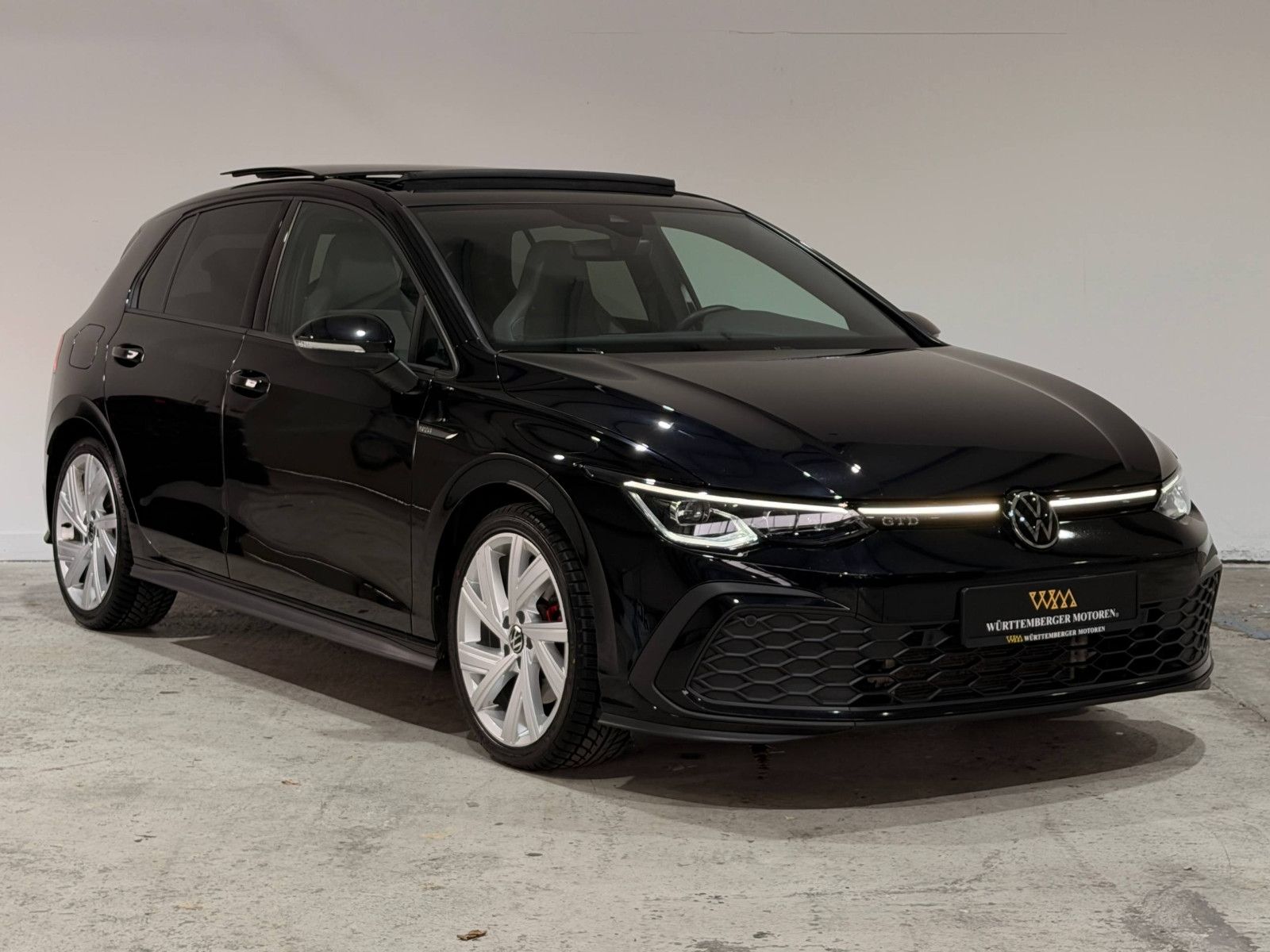 Volkswagen Golf VIII GTD*PANO*KAMERA*SITZKLIMA*LED*LEDER*