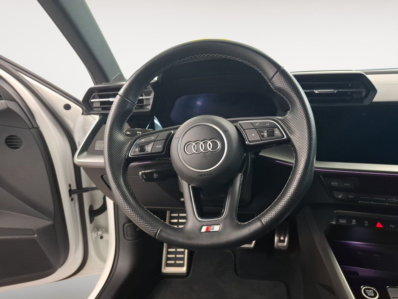 Audi A3 Sportback 35 TFSI S-Line LED LM SHZ Tempo