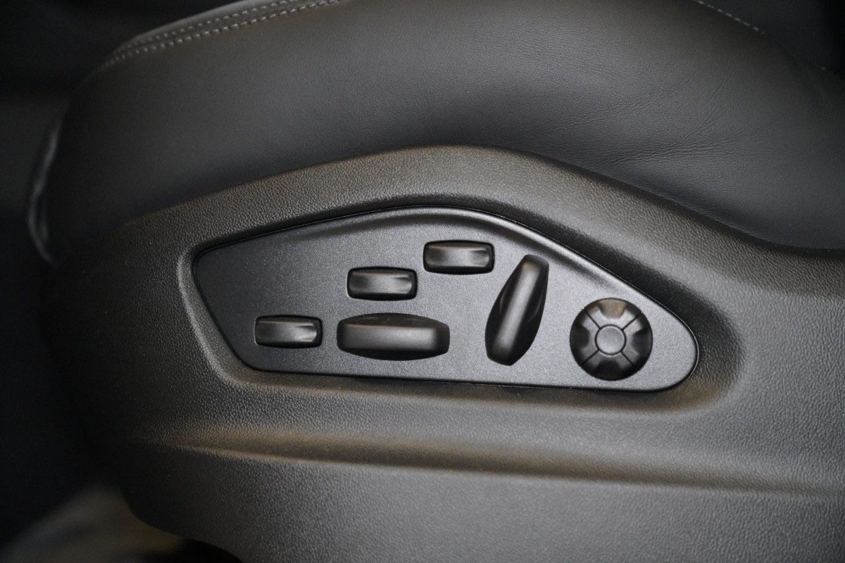 Porsche Cayenne Coupe E-Hybrid*SpAbg*HUD*Luft*PASM*Memo
