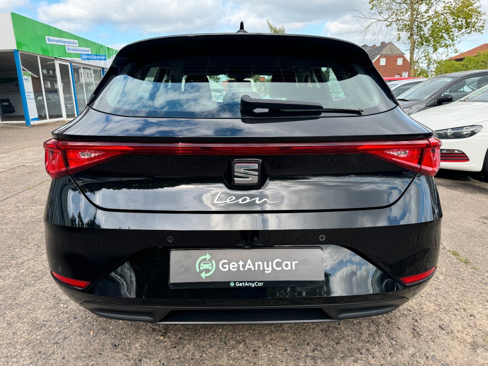Seat Leon Style 1.0 eTSI DSG - Samsaru's Car Outlet