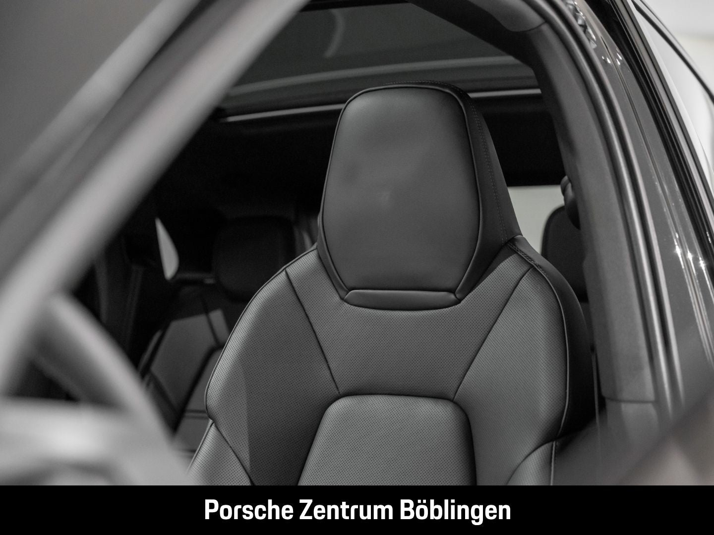 Porsche Cayenne E-Hybrid BOSE Panoramadach LED-Matrix