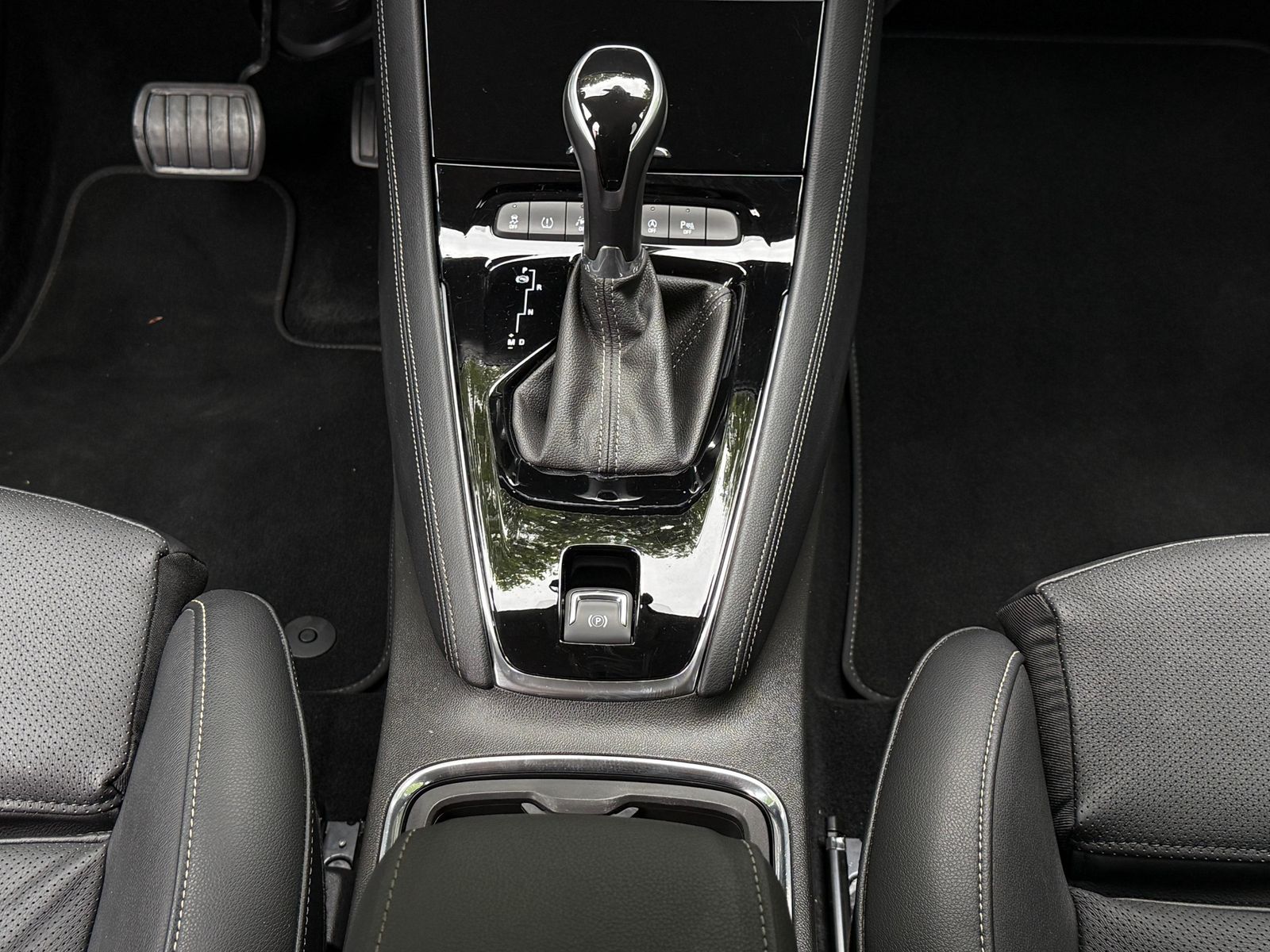 Opel Grandland 2.0 CDTI Ultimate - Samsaru's Car Outlet