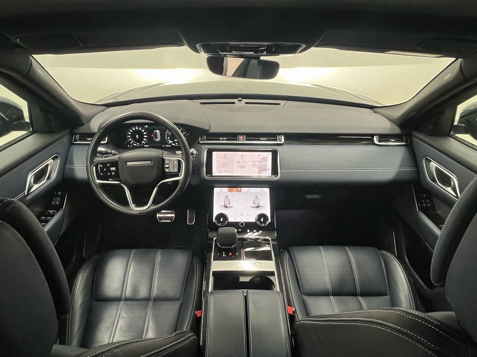 Range Rover Velar P400e R-Dynamic SE - Samsaru's Car Outlet