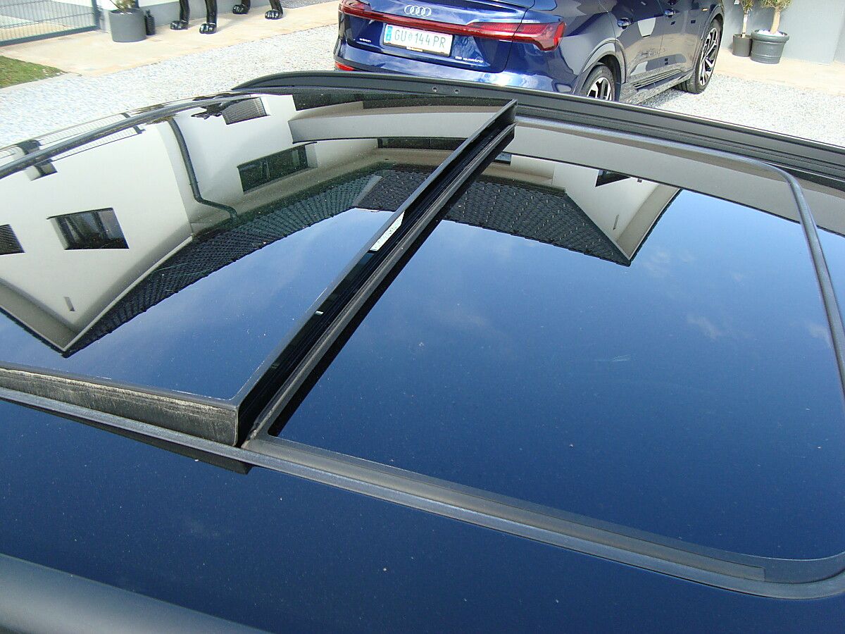 Audi e-tron 55 quattro RS-Sitze Garantie S-Line !!