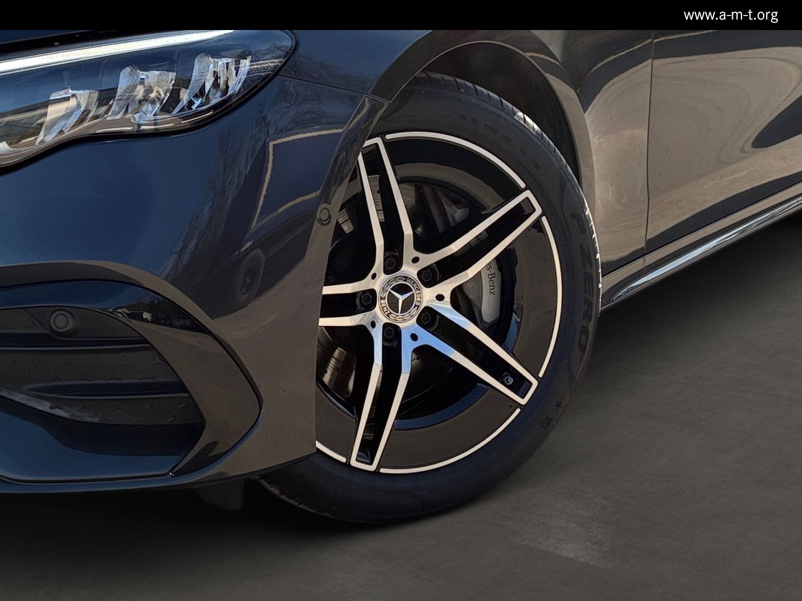 Mercedes-Benz E 200 AMG Line - Samsaru's Car Outlet
