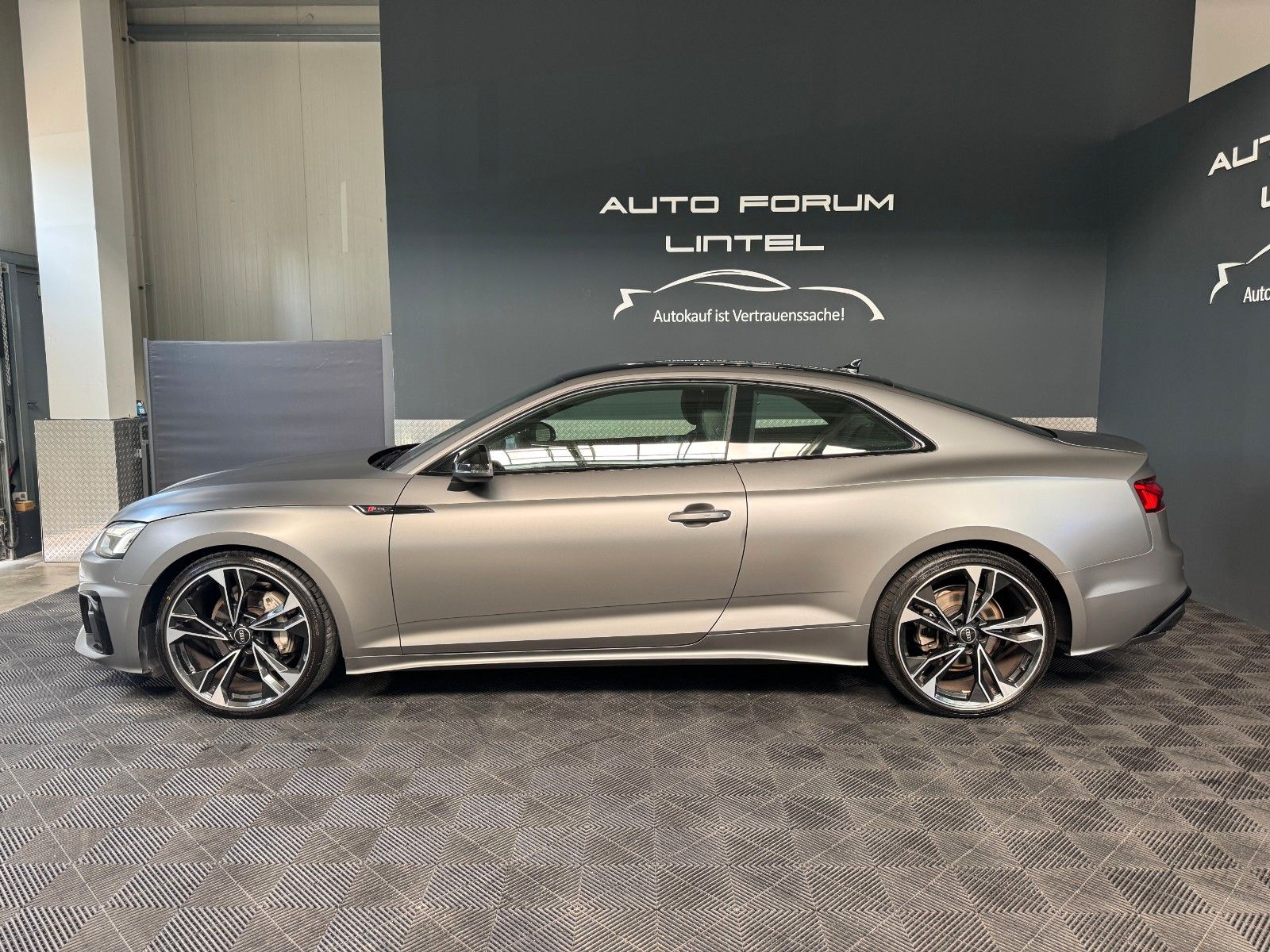 Audi A5 Coupe 40 TDI quattro S line-KAMERA-8XBEREIFT