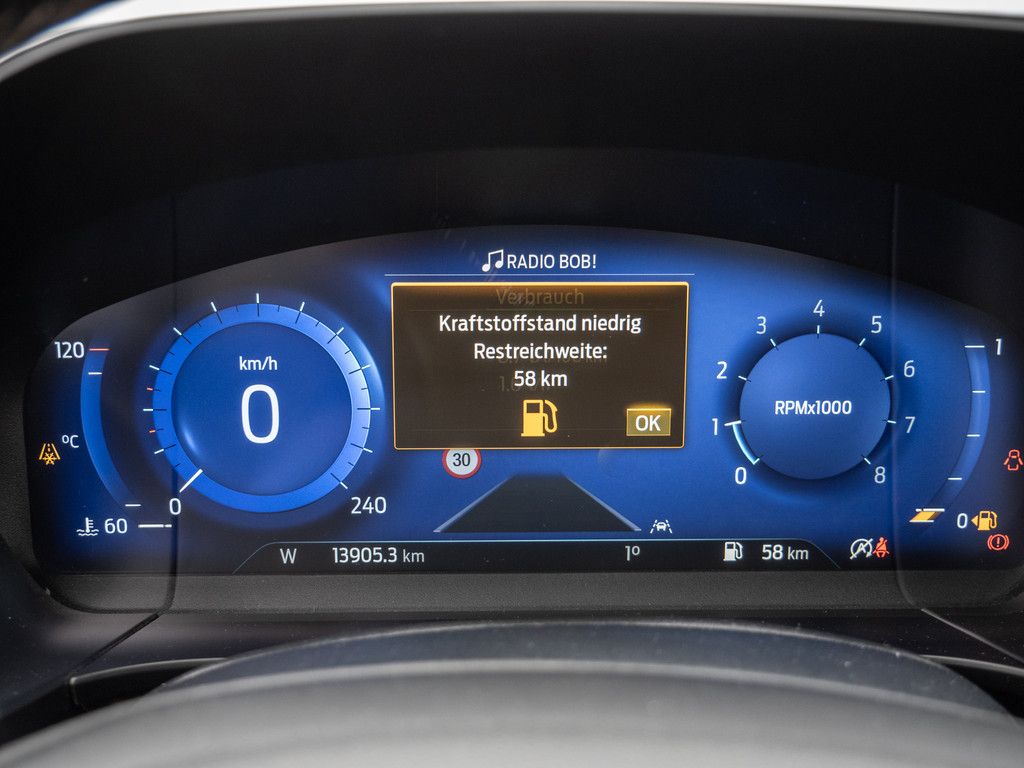 Ford KUGA VIGNALE - Samsaru's Car Outlet
