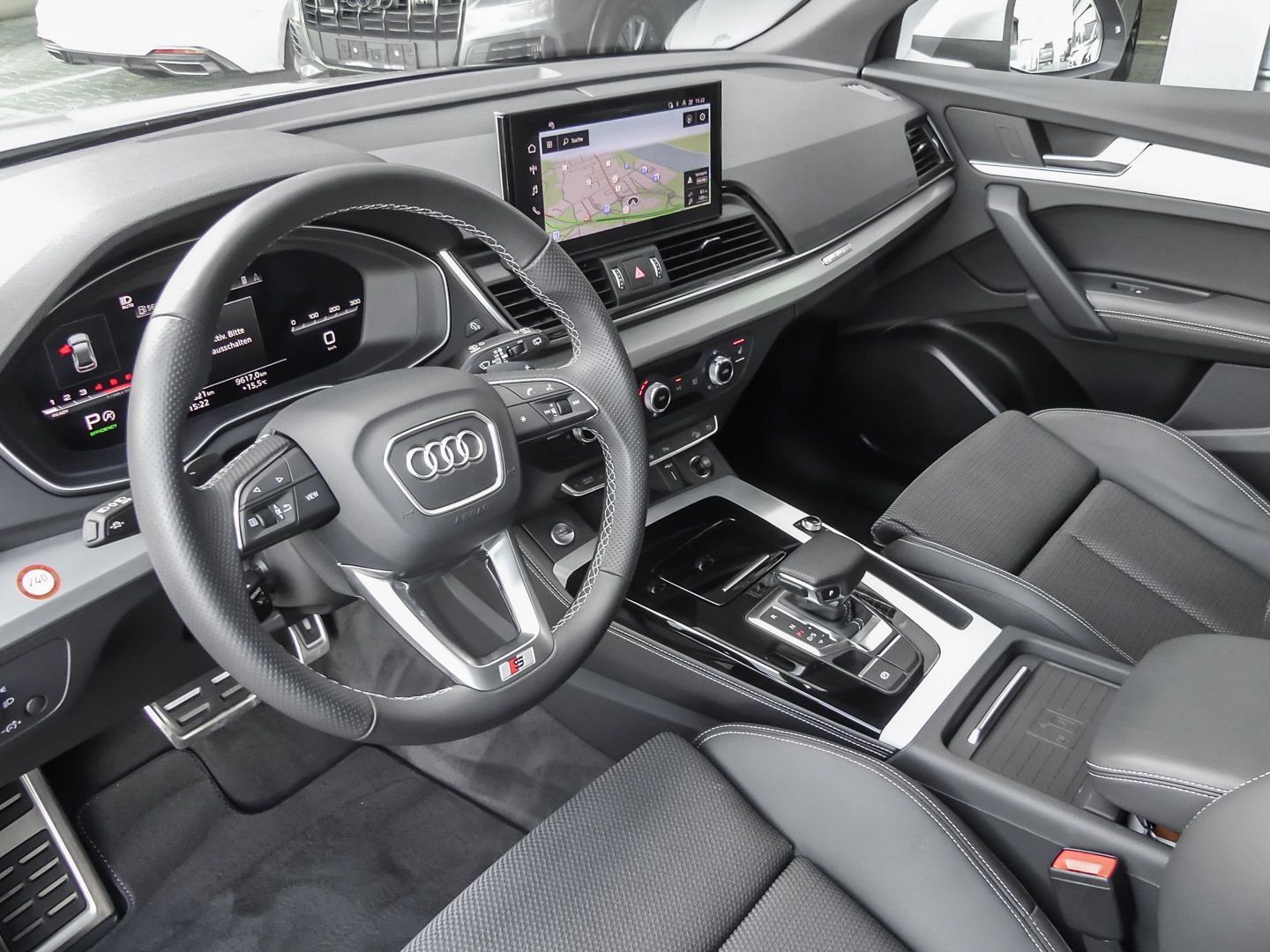 Audi Q5 S line 50 TDI quattro - Samsaru's Car Outlet