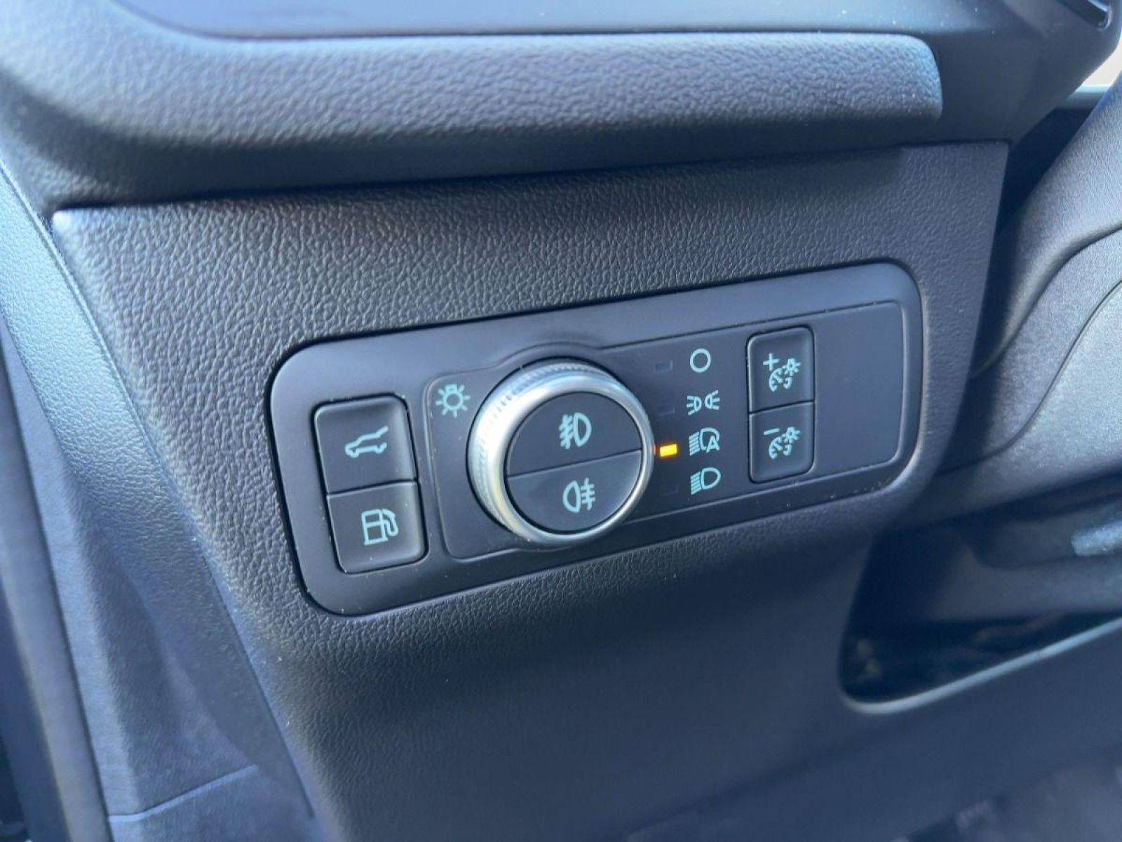 Ford Kuga ST-Line X - Samsaru's Car Outlet
