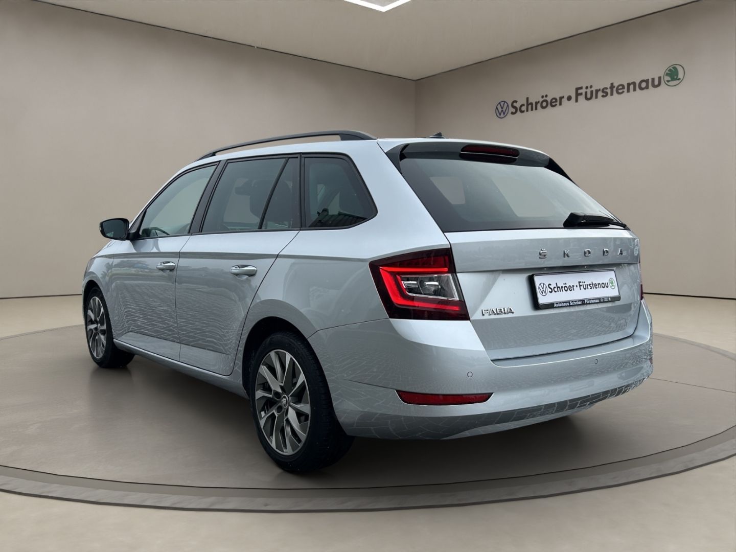 Skoda Fabia Combi 1.0 TSI ''Best of'' DSG/Automatic - Samsaru's Car Outlet