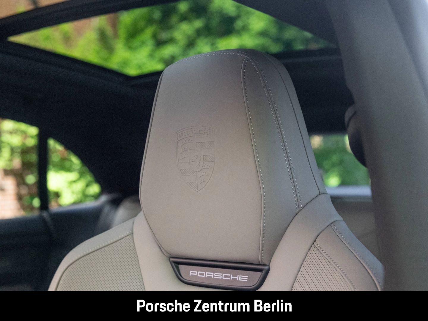Porsche Macan 4S Burmester Rückfahrkamera Panorama LED