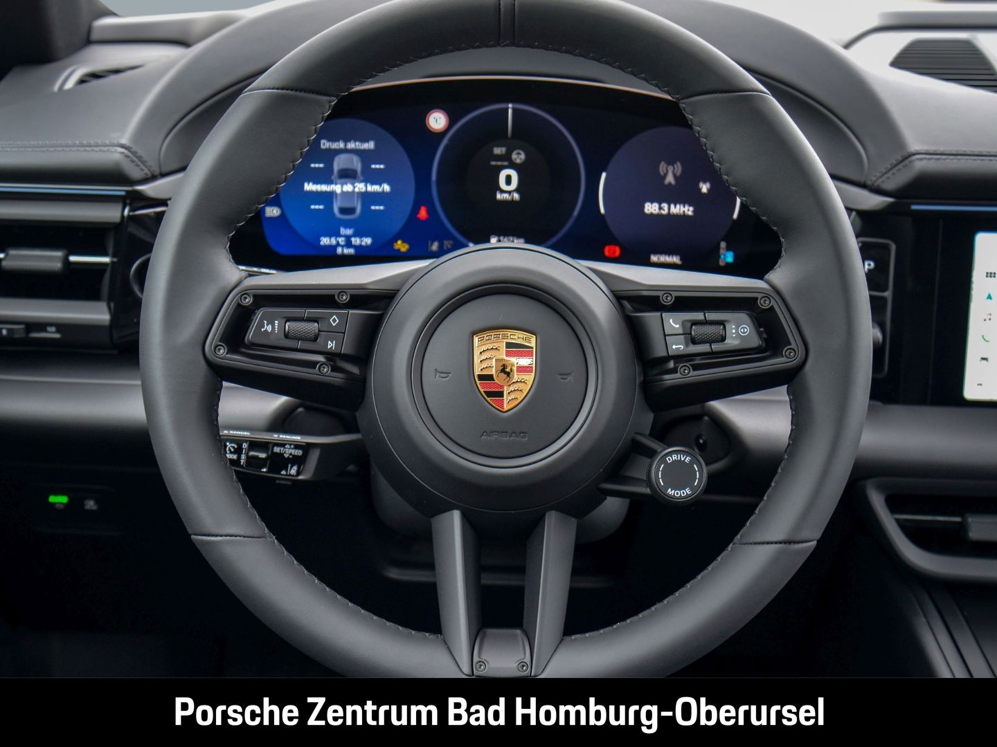 Porsche Macan 4 HA-Lenkung InnoDrive Head-Up BOSE 22Zoll