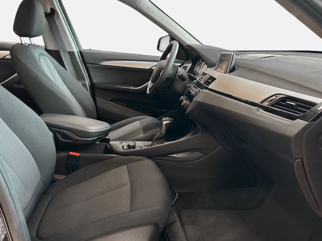 BMW X1 xDrive25e Advantage - Samsaru's Car Outlet
