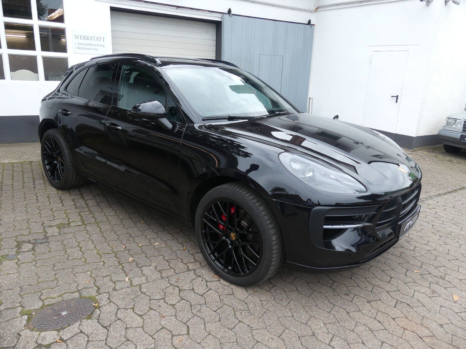 Porsche Macan GTS - Samsaru's Car Outlet