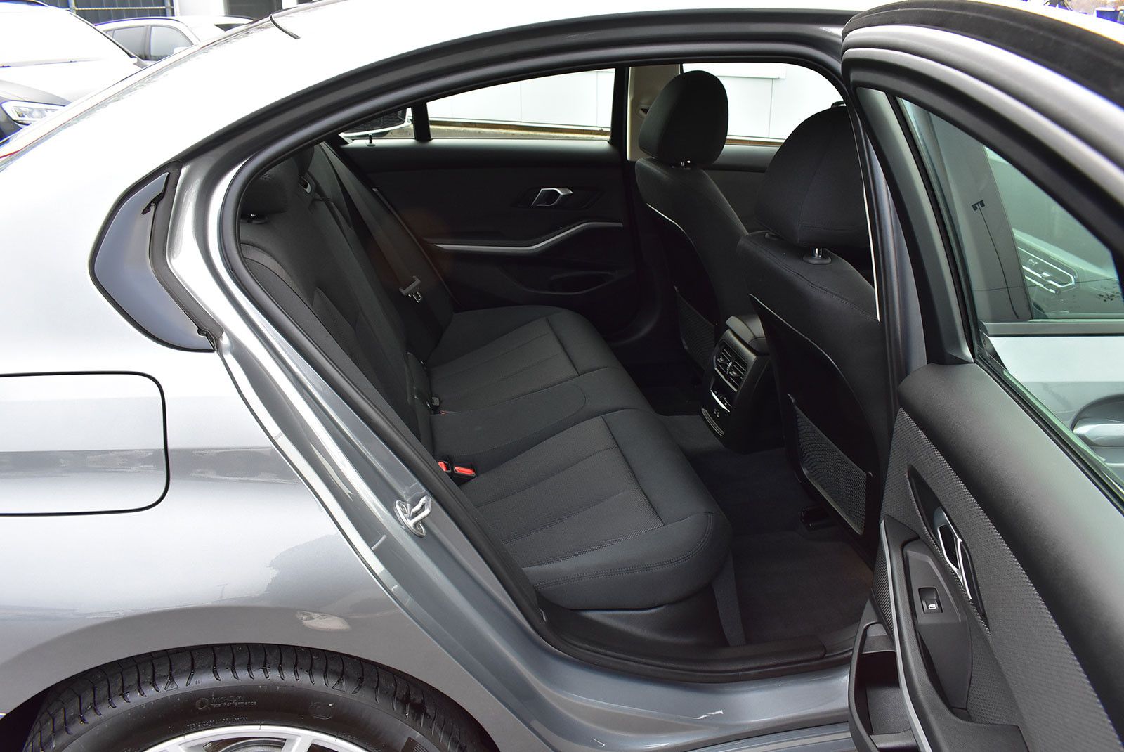 BMW 320 d xDrive LED+Widscreen+DAB+Navi+Kamera+ACC