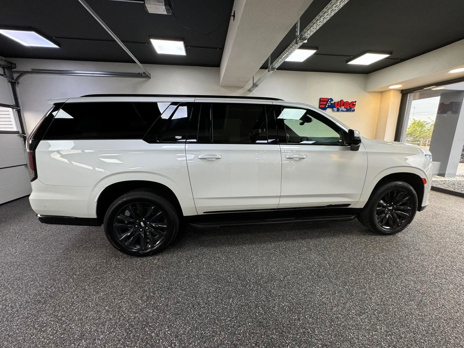 Cadillac ESCALADE ESV SPORT 6.2 V8 - AUS 1. HAND