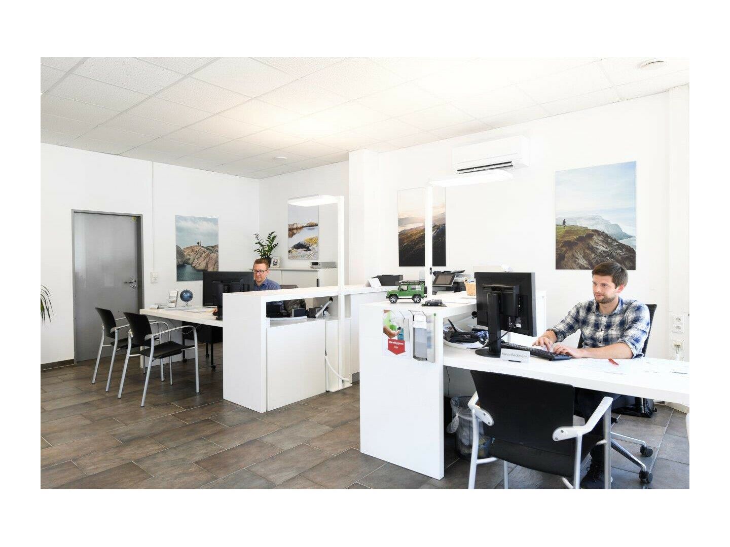 Volvo V60 T6 AWD Plus Bright /AHK/Schiebedach/CAM/