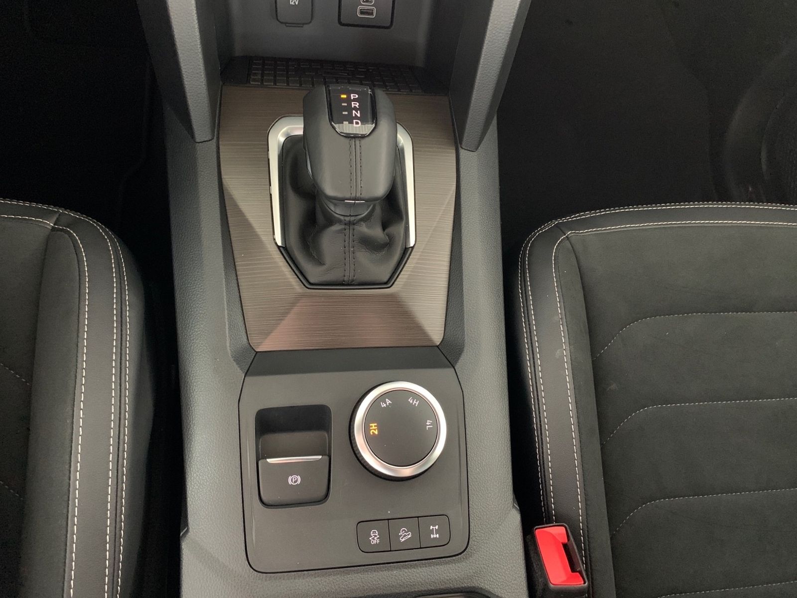 Volkswagen Amarok 3.0 TDI DSG 4M - Samsaru's Car Outlet