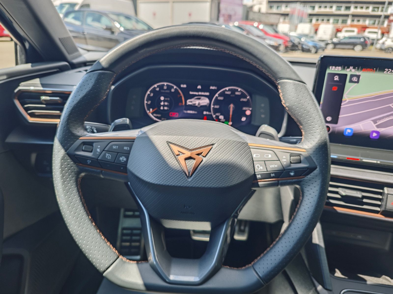 Cupra Leon VZ 300PS DSG - Samsaru's Car Outlet