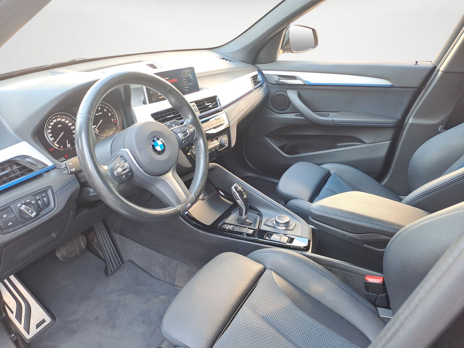 BMW X1 xDrive 20iA M Sport - Samsaru's Car Outlet