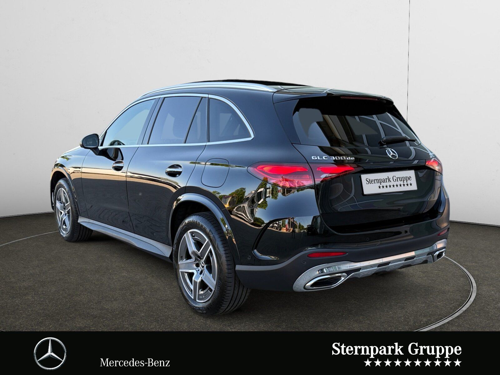 Mercedes-Benz GLC 300 de 4M AMG +AHK+Distro+Pano+Burmester+HuD
