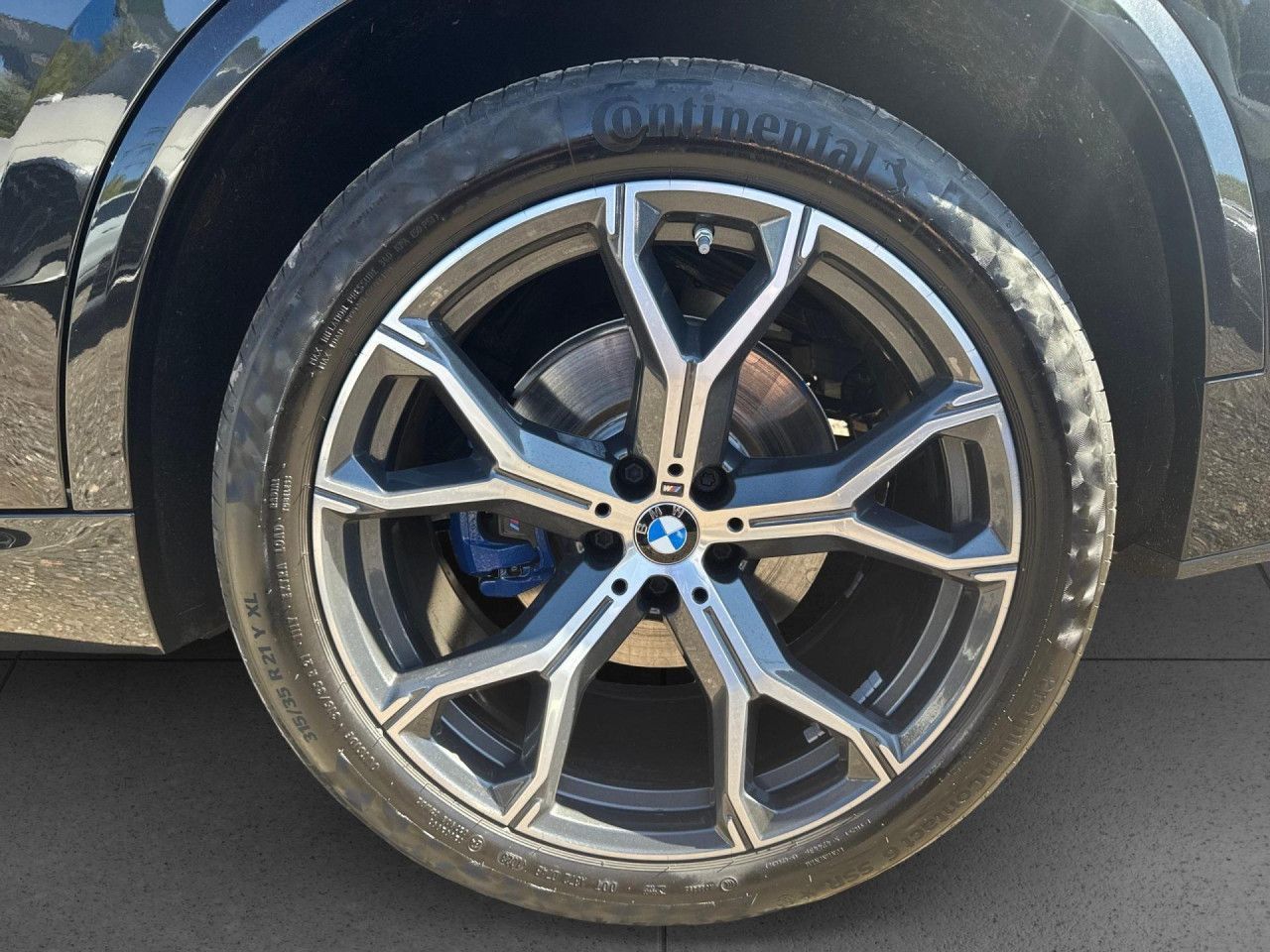 BMW X5 xDrive40i M Sport 2-Achs,Aktivl,StHZ,AHK,Pano