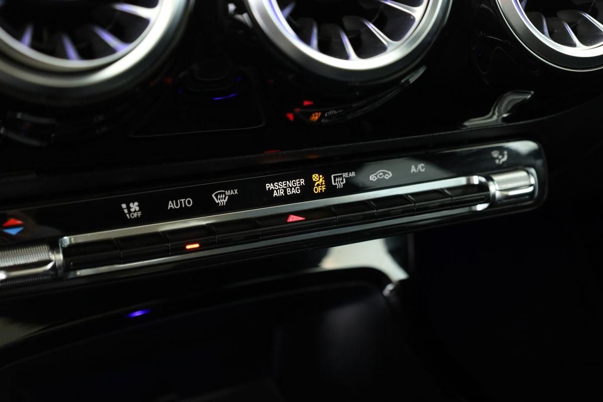 Mercedes-Benz CLA 200 Coupé 4M AMG - Samsaru's Car Outlet