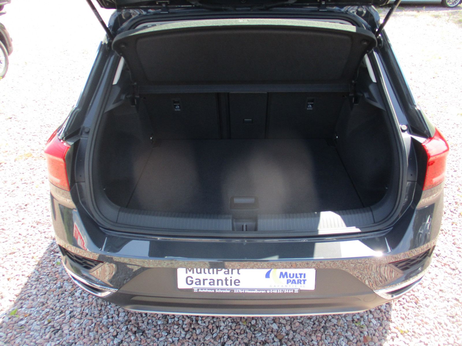 Volkswagen T-Roc 1.0 TSI Style - Samsaru's Car Outlet