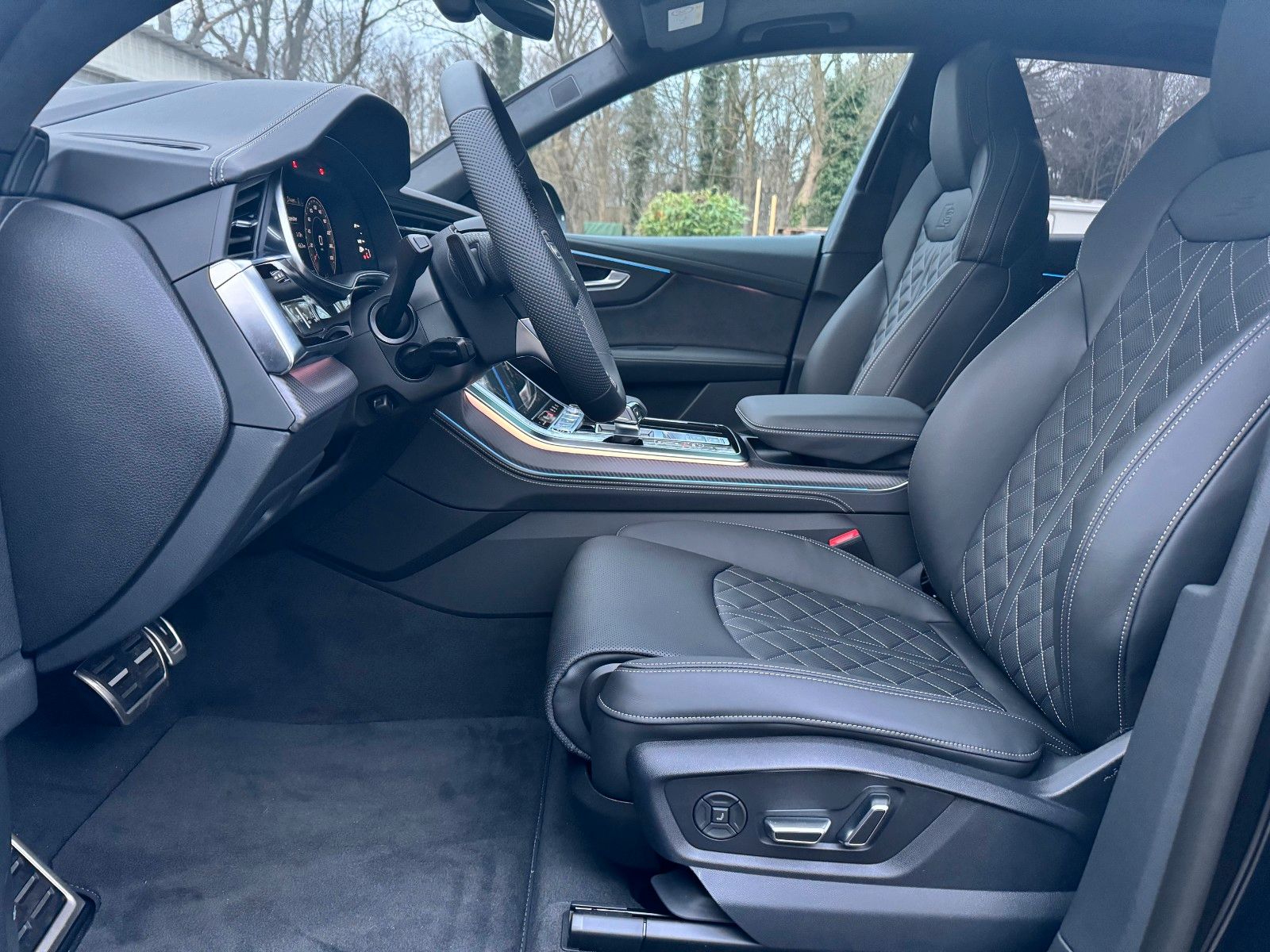Audi Q8 50 TDI quattro.3 x S-Line.UPE 141.745€