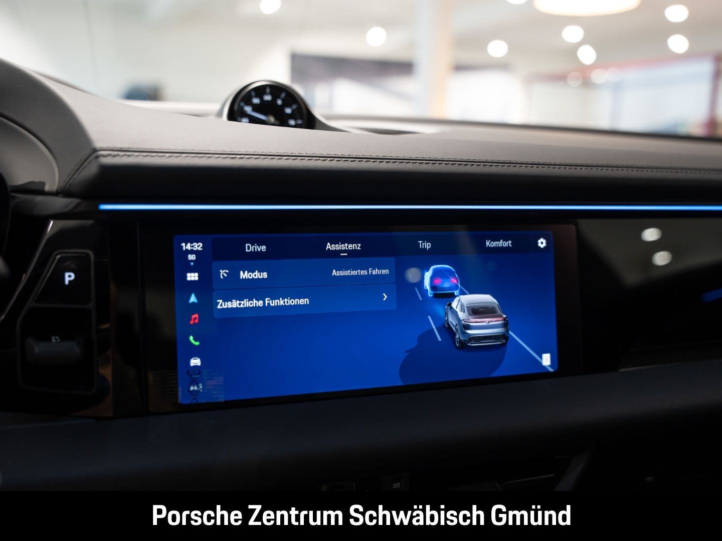 Porsche Macan Turbo BOSE Luftfederung Panoramadach LED