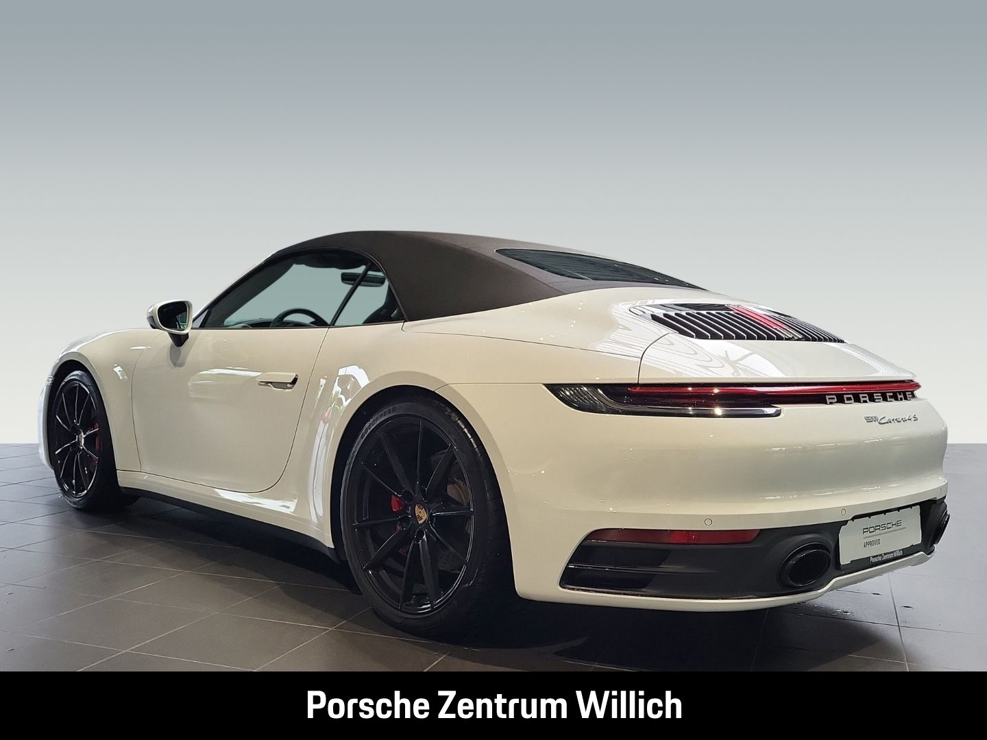 Porsche 992 911 Carrera 4S Cabriolet Hinterachslenkung