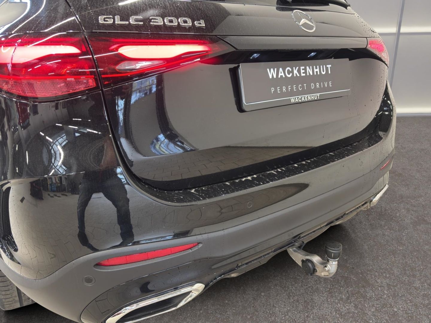 Mercedes-Benz GLC 300 d 4M AMG LINE ADVANCED PLUS AHK+PANO+360