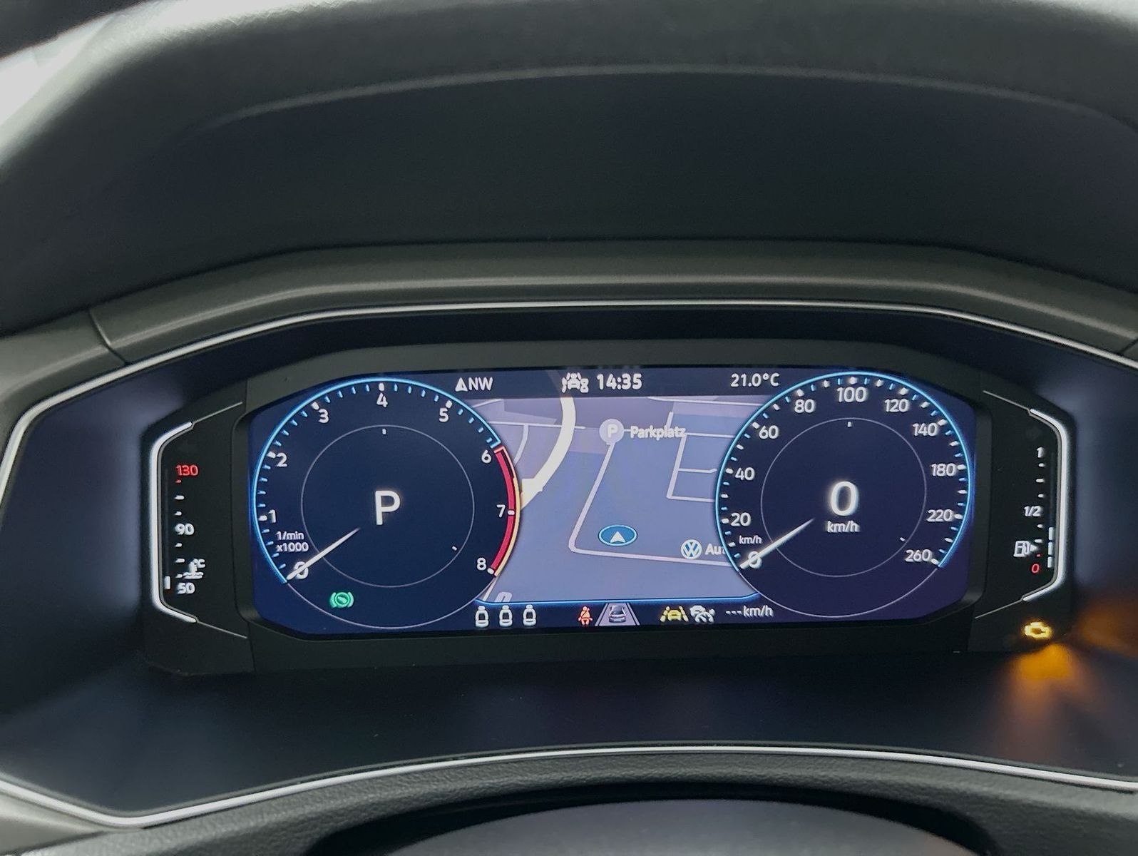 Volkswagen T-Roc Style 1.5TSI DSG - Samsaru's Car Outlet