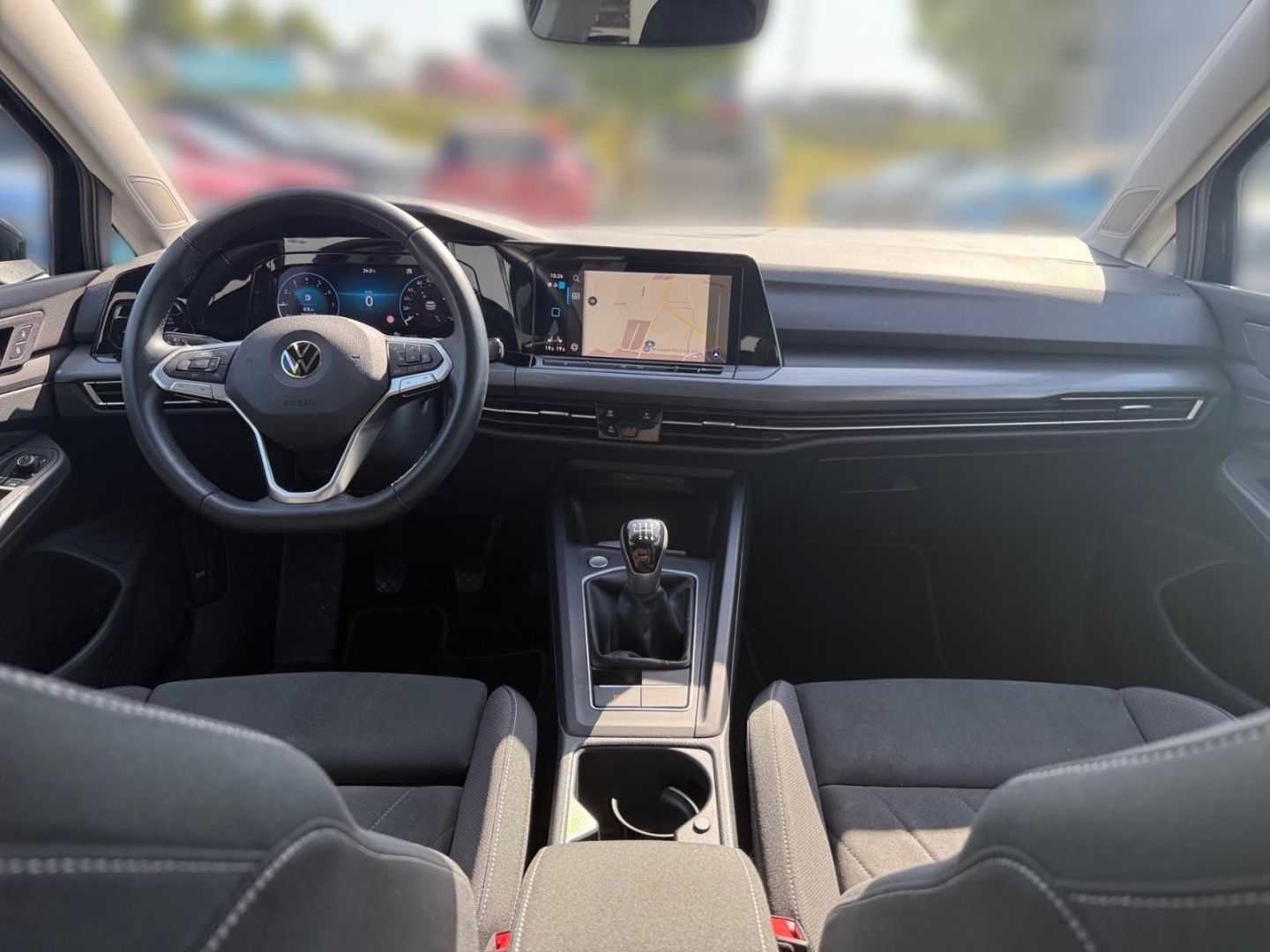 Volkswagen Golf 8 VIII Style 1.5 TSI - Samsaru's Car Outlet