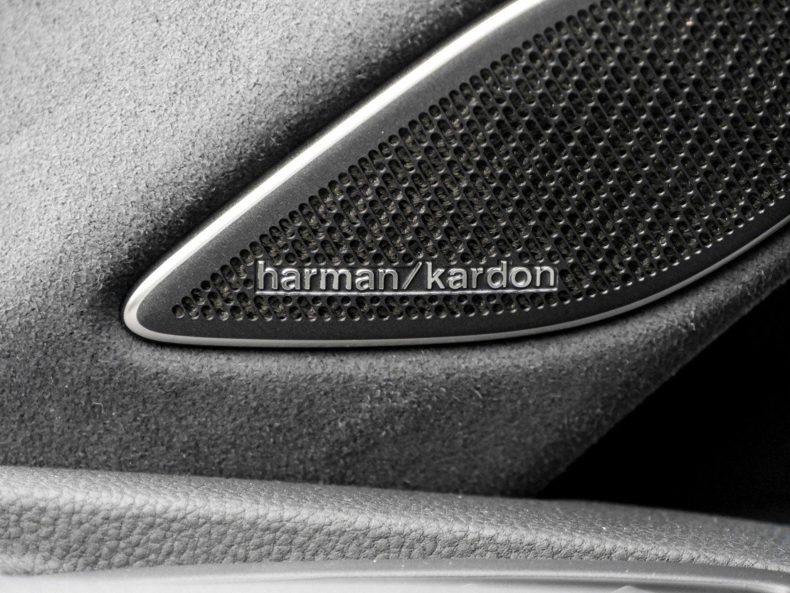 Volkswagen Passat Variant R-Line Signature eHybrid Harman P
