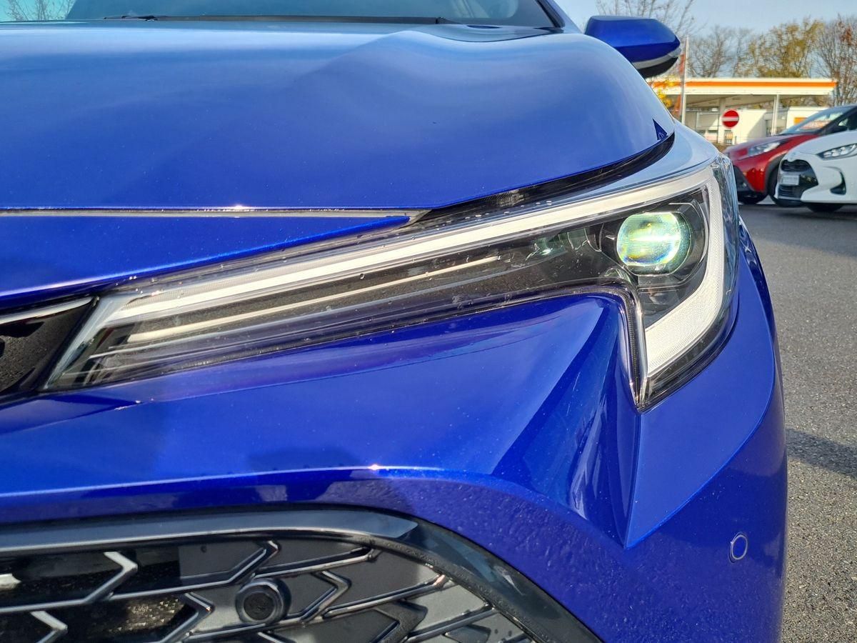 Toyota Corolla 2.0 Lounge Allwetter+HUD+Matrix 350€/M.