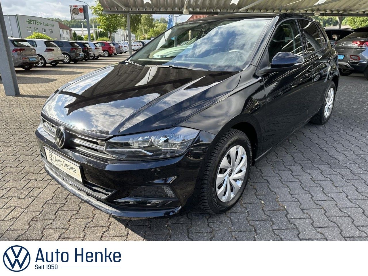 Volkswagen Polo 1.0 TSI DSG - Samsaru's Car Outlet