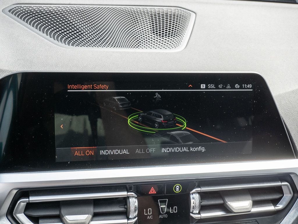 BMW 320d Touring M-Sport - Samsaru's Car Outlet