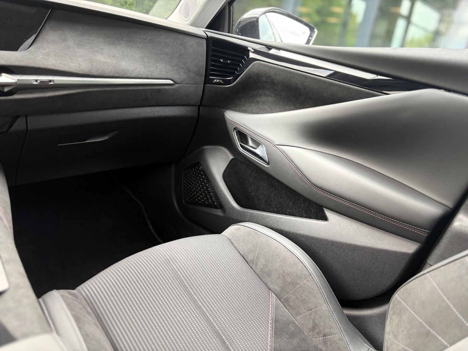 DS Automobiles DS4  PERFORMANCE LINE +ALCANTARA*LED*PANORAMA*