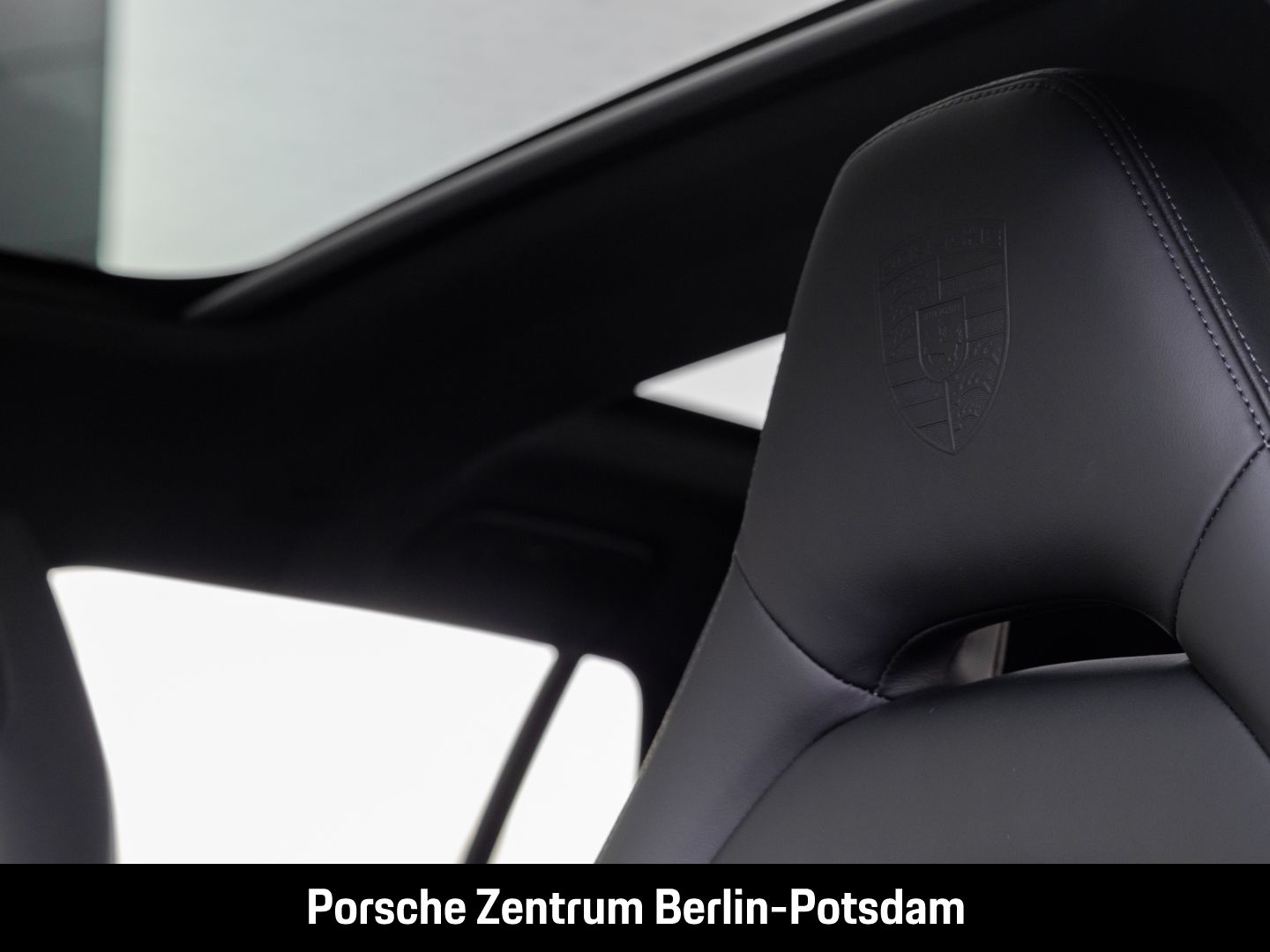 Porsche Panamera 4 E-Hybrid Sport Turismo Platinum Editi