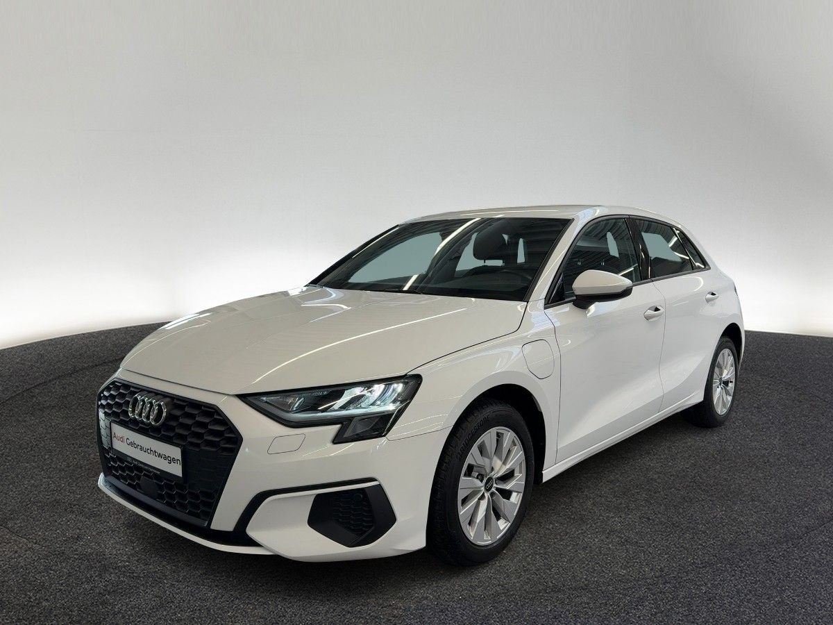 Audi A3 Sportback 40 TFSIe LED Keyless DAB virtual